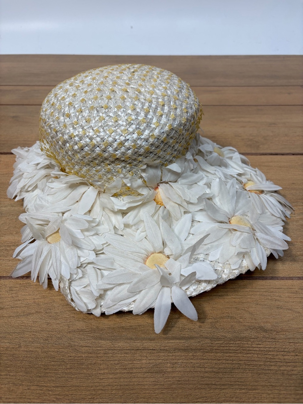 Vintage Sonni California Daisy Floral Brimmed Hat 60s